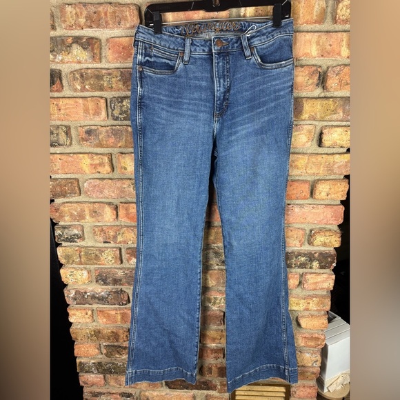 Wrangler Jeans Womens 30x34 Retro Flare High Rise Country Boho Hippie Gypsy - Picture 1 of 3